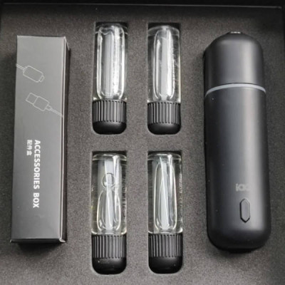 Автомобільний електронний дифузор + 4 аромати Ultrasonic Car Aroma Diffuser Чорний