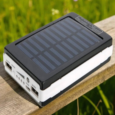 Power Bank із сонячною панеллю та підсвічуванням Solar