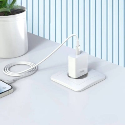 Мережевий зарядний пристрій блок живлення XO L126 USB-C PD20W
