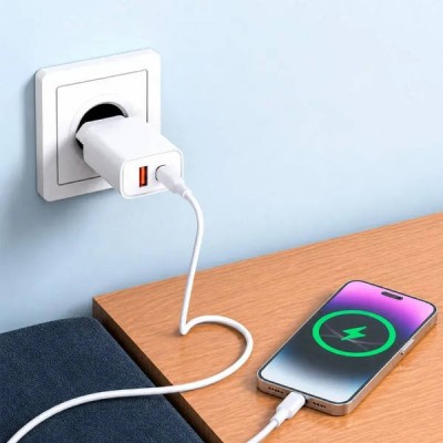 Зарядний пристрій 20W USB/C C-H15 Fast CELEBRAT Біле