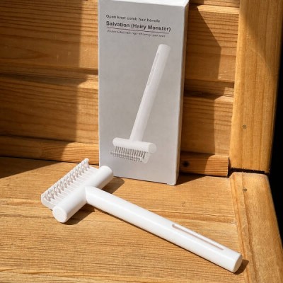 Щітка для вичісування собак Pet Comb AND 1-61 Біла