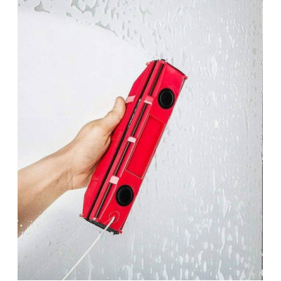 Двосторонній магнітний скребок щітка Magnet Glass Cleaner The Glider Червоний